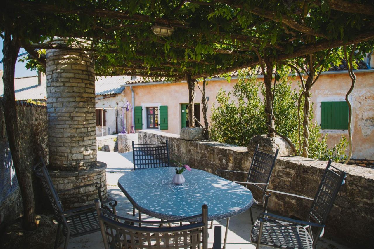 Arbalovija Rustic Villa Sivati Exterior photo